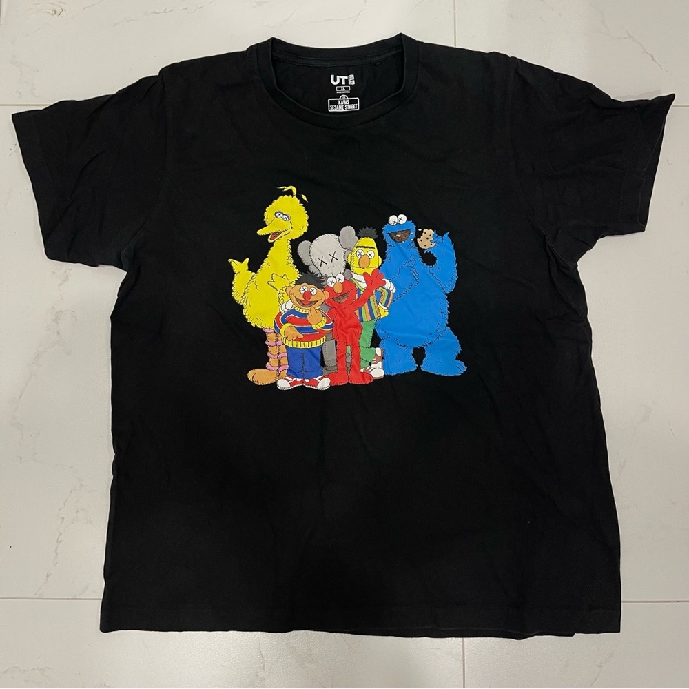 Kaws x Uniqlo x Sesame Street tee